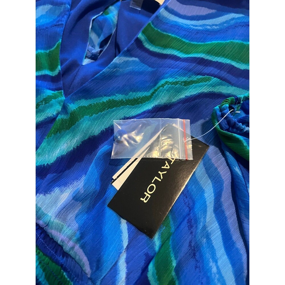 NWT! Taylor Dolman Elbow Sleeve V-Neck Smocked Empire Waist Dress Women’s 16 - Picture 11 of 12